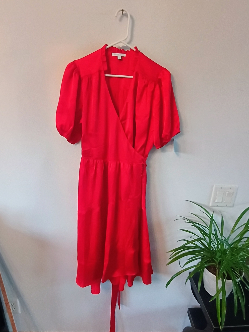 Draper James Red Wrap Midi Dress L Puff Sleeve Ruffle Tie Waist Southern Preppy